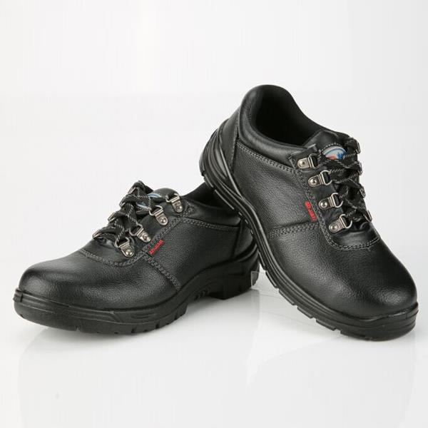 Low-top safety shoes  AJA-1366